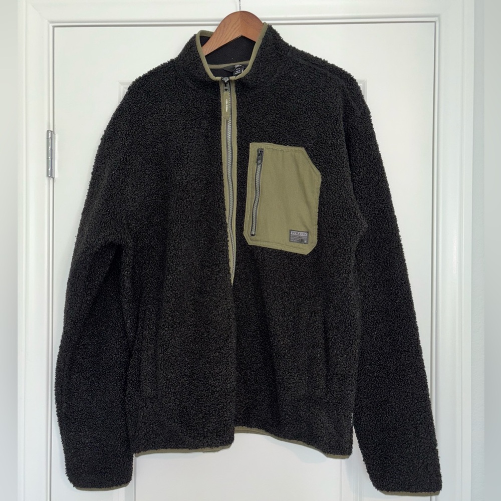 Men's Volcom XL Muzzer Fuzzar
Full Zip High Pile Jacket